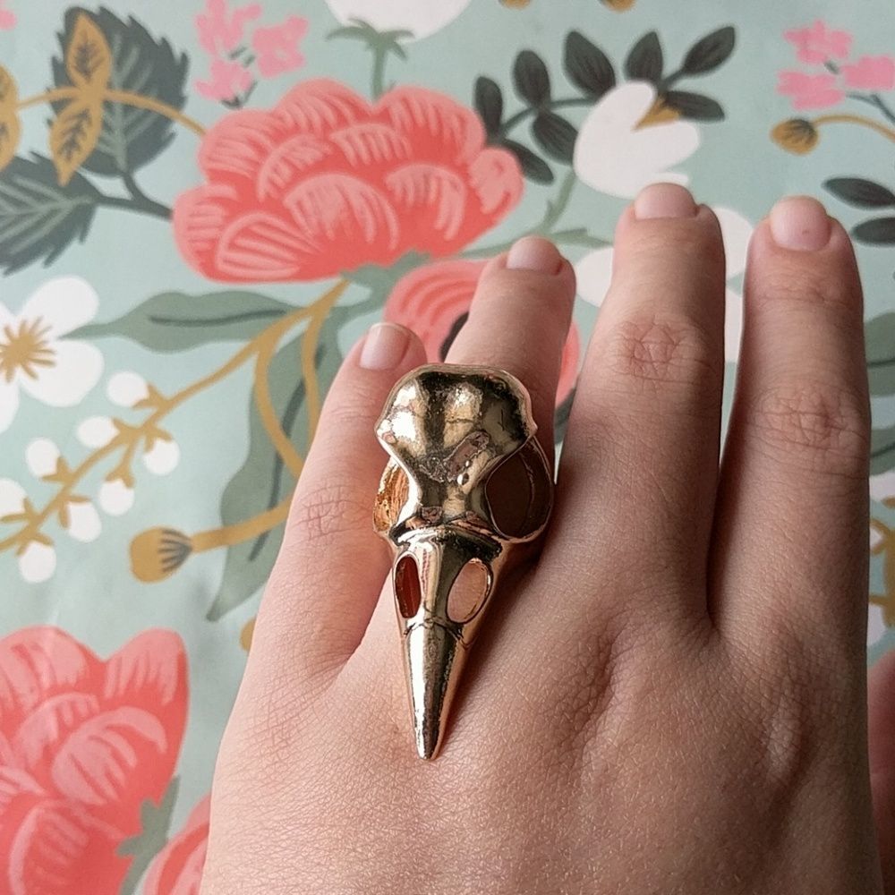 Nwot gold punk bird skill statement ring